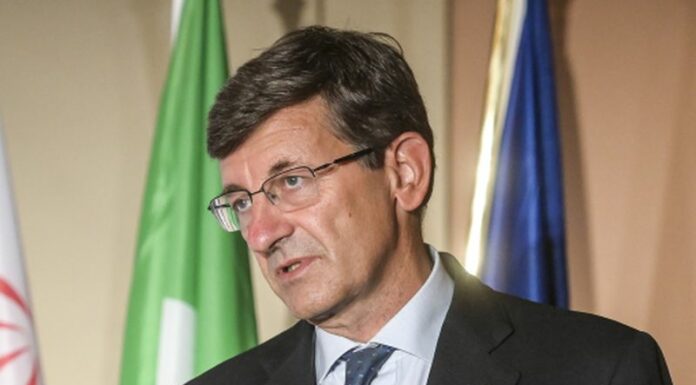 Colao “Dalla nascita alle nozze 14 certificati diventano digitali”