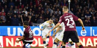 Al Napoli il derby con la Salernitana, decide Zielinski