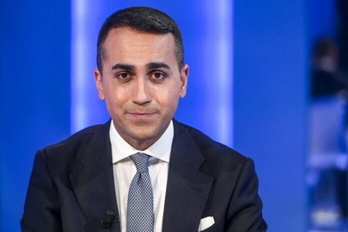 IL MINISTRO LUIGI DI MAIO OSPITE A OTTO E MEZZO PROGRAMMA TELEVISIVO LA 7 CONDOTTO DA LILLI GRUBER