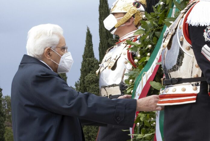 MATTARELLA DEPONE DI UNA CORONA D’ALLORO AL SACRARIO MILITARE DI REDIPUGLIA