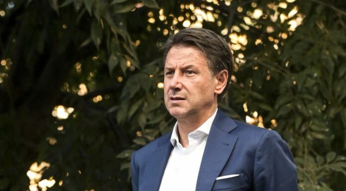 Conte “Ci batteremo sul Recovery al Sud, i sindaci vanno aiutati”