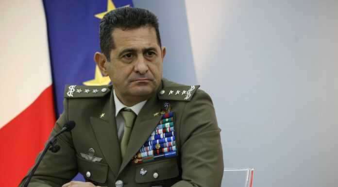 Figliuolo “Terza dose? Avanti senza indugi”