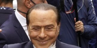 Berlusconi “Draghi resti premier, irresponsabile interrompere”