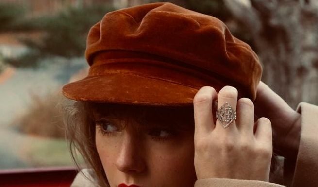 Taylor Swift, esce il nuovo album “Red”
