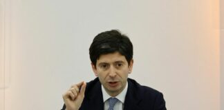 Vaccino, Speranza “Oltre 3 milioni hanno ricevuto la terza dose”