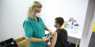 Covid, in Sicilia incidenza in aumento tra i più giovani