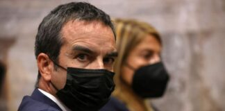 Vaccino, Occhiuto “Unità mobili per accelerare la campagna in Calabria”