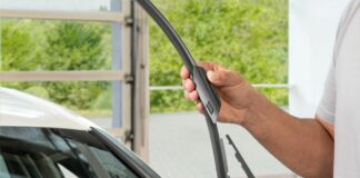 Tergicristallo Bosch Aerotwin ora con adattatore AeroClip