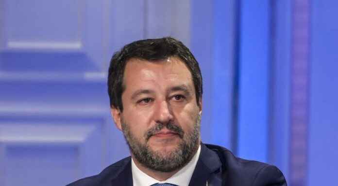 Caro bollette, Salvini “Le aziende si fermano, urgente l’impegno del governo”