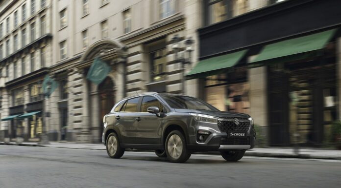 Il nuovo Suzuki S-Cross nasce ibrido e cambia pelle