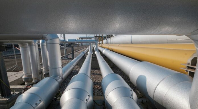 Energia, al via partnership Eni-Snam sui gasdotti tra Algeria e Italia