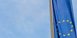 Europa, ok in commissione al bando per le iniziative nelle scuole