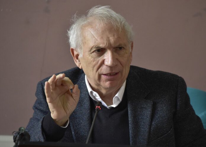 CONFERENZA STAMPA SULL'EDUCAZIONE MOTORIA NELLA SCUOLA PRIMARIA