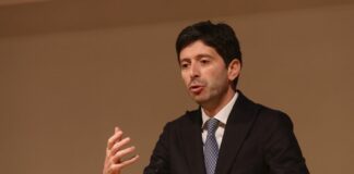 Speranza firma l’ordinanza, la Calabria passa in zona gialla