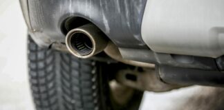 Stop alle auto nuove con motore termico entro il 2035