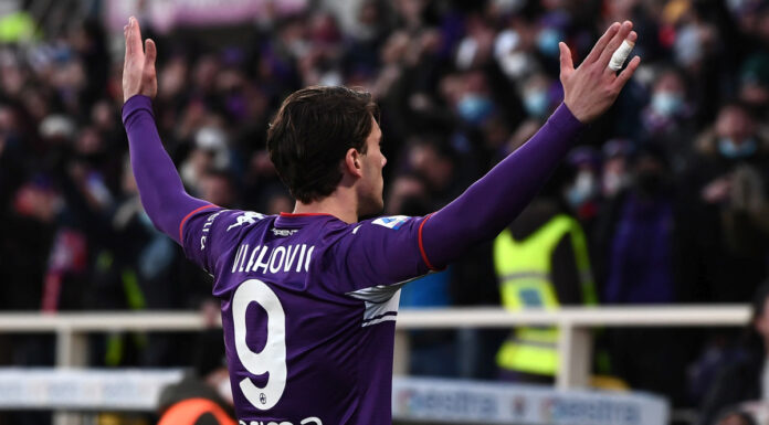 Poker viola alla Salernitana, doppietta Vlahovic