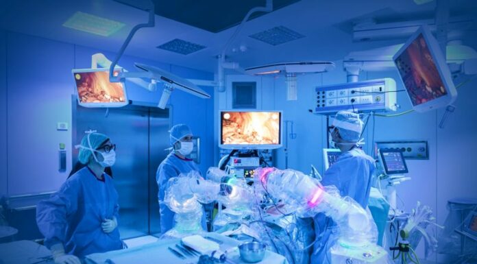 Il robot chirurgico Versius “approda” al Policlinico di Milano