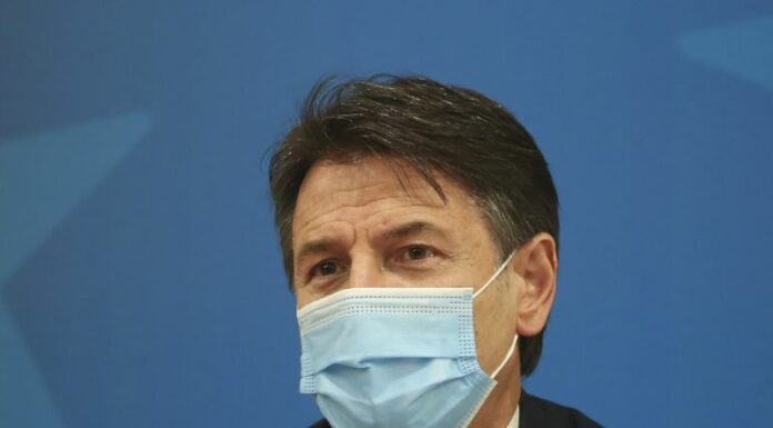 Fisco, Conte “Redistribuzione non tolga ai poveri”