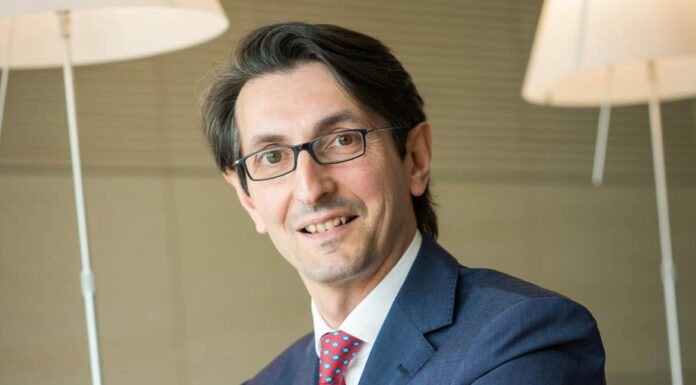 Intesa Sanpaolo, nuove soluzioni assicurative per medio-grandi imprese