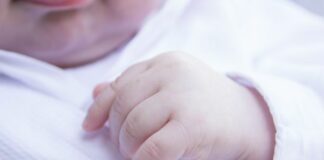 Record negativo di nascite, 15 mila in meno nel 2020