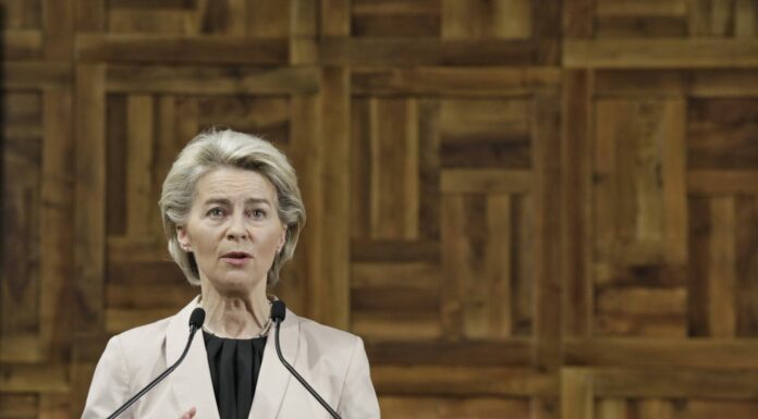 Von Der Leyen “Economia italiana cresce più in fretta che mai”