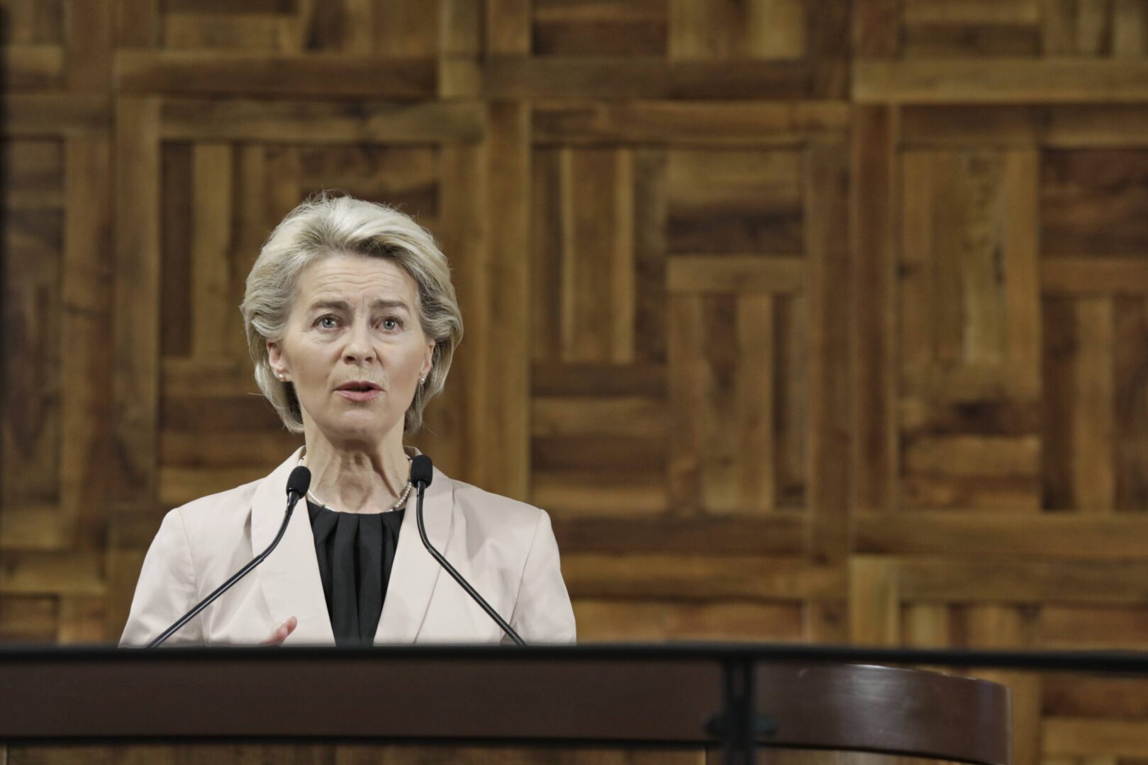 Von Der Leyen “Economia italiana cresce più in fretta che mai”