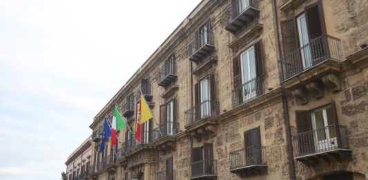 Forza Italia “La presidenza della Regione Siciliana resti al partito, no a papi stranieri”