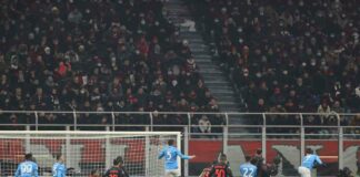 Milan battuto 1-0 dal Napoli, Inter campione d’inverno