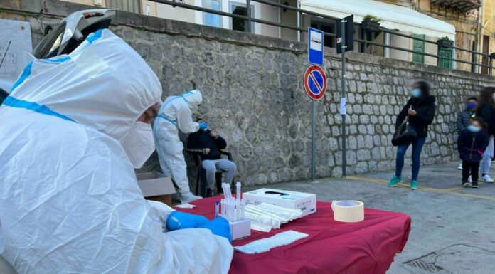 Screening anti Covid in scuole del Palermitano, 500 tamponi in 2 giorni