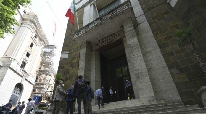 Mise, 609 milioni per la digitalizzazione delle imprese