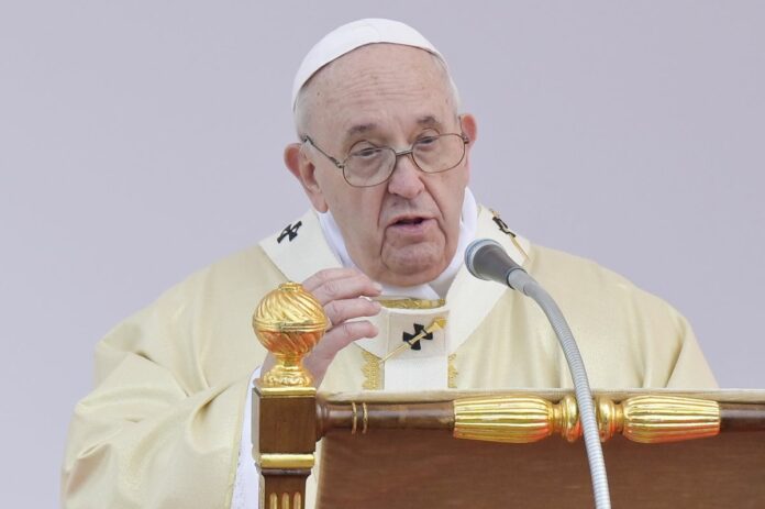 CELEBRAZIONE DELLA MESSA DI PAPA FRANCESCO  ALL'UNIVERSITA' CATTOLICA
