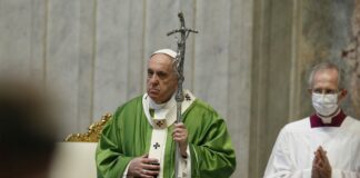 Papa “La guerra è un controsenso della creazione, in Libia lager per i migranti”