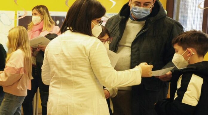 Covid, al via campagna screening dedicata a studenti scuole sarde