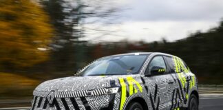 Renault, fase finale di messa a punto per nuovo suv Austral