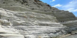 Individuati autori vandalismo Scala dei Turchi, due denunciati