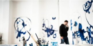 Roma, la mostra “Blu” di Bucchi inaugura il 2022 di Visionarea Artspace