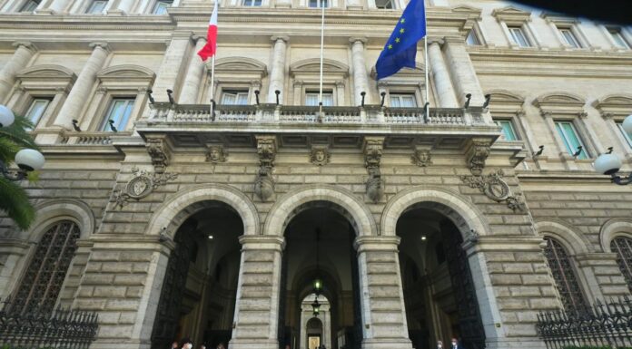 A novembre il calo il debito pubblico