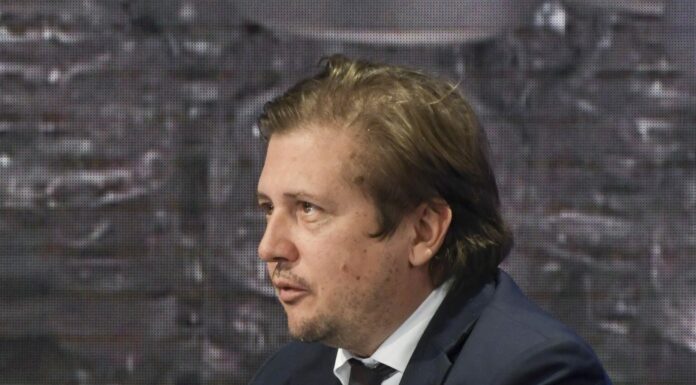 Covid, Sileri “Con decrescita contagi regole saranno allentate”