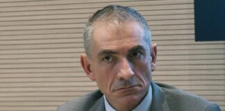 Costa “Il sistema dei colori non ha più senso, resti solo zona rossa”