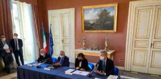 Napoli, firmato accordo sicurezza tra Governo, Regione e Comune
