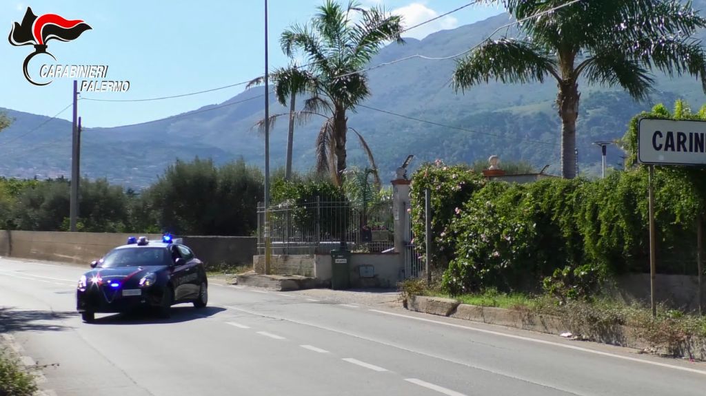 Lotta tra 2 bande per lo spaccio di droga nel palermitano, 17 arresti