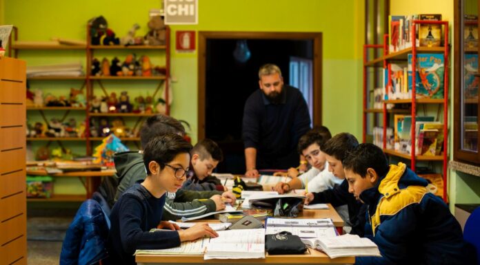 Covid, Cariplo e Bocconi aiutano i ragazzi in difficoltà nello studio