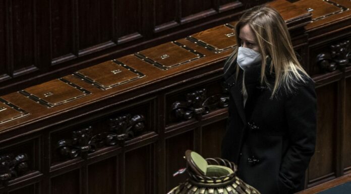 Meloni “Con questo Parlamento non si decide nulla”