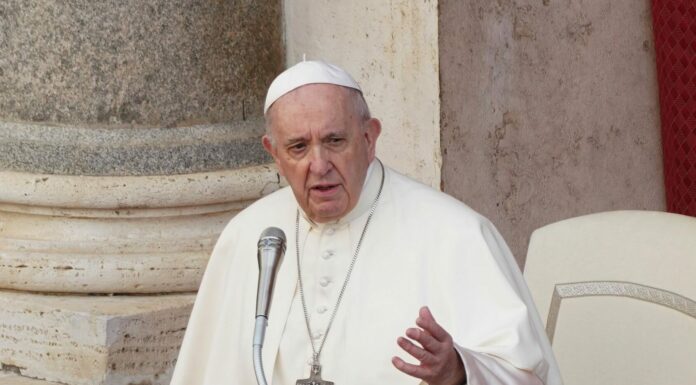 Covid, Papa “Spero che presto riusciremo a superare la prova”