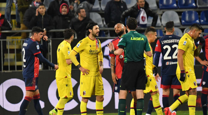 In rimonta e al 94°, il Cagliari batte 2-1 il Bologna
