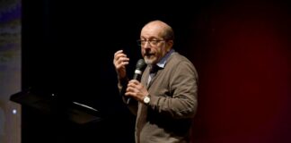 “Storie vere di un mondo immaginario”, nuovo libro di Dario Vergassola