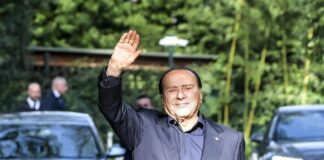 Berlusconi “Draghi abbia tutto il tempo, serve stabilità”