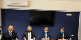 Covid, nelle farmacie arrivano le mascherine made in Sicily