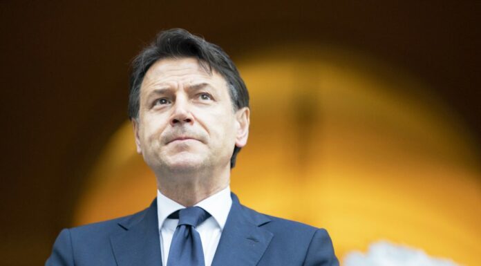 M5S, il Tribunale di Napoli sospende l’elezione di Conte a presidente