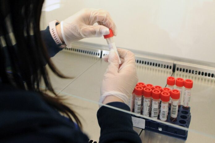 POLICLINICO LABORATORIO COVID-19